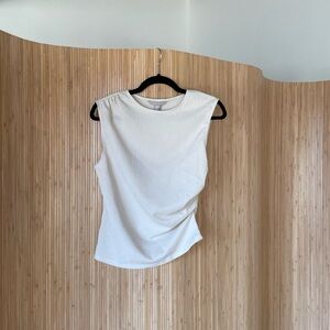 Chic ruched shell top